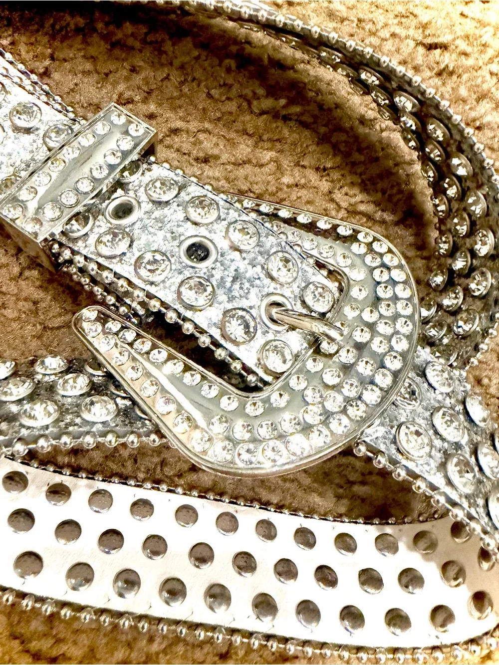 Crystal Sparkly Embellished Women's Silver Belt. Size L-XL. NWOT.